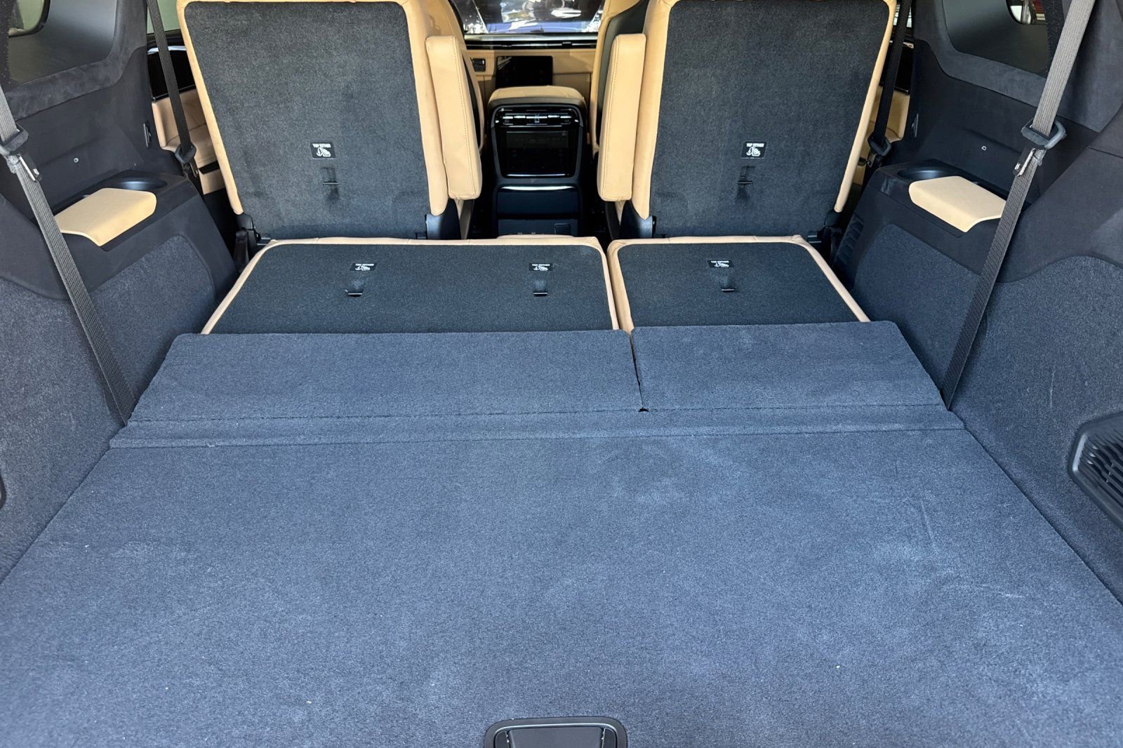 2025 Cadillac Escalade IQ Sport 2 - Photo 17