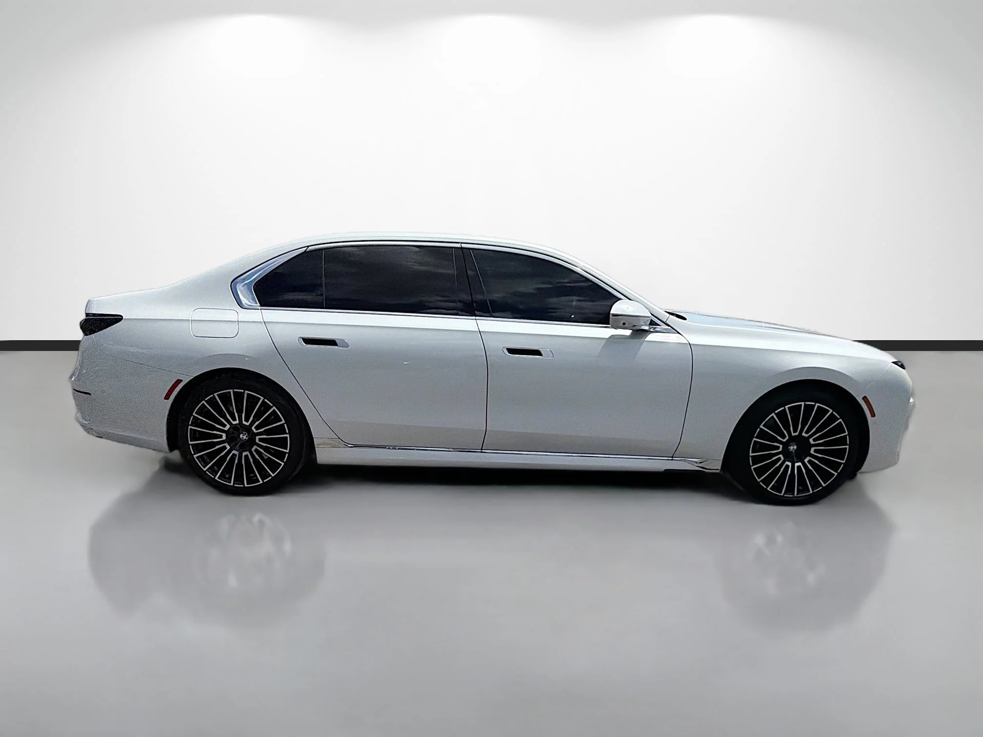 Used 2025 BMW i7 50 with VIN WBY43EJ03SCU09663 for sale in Tampa, FL