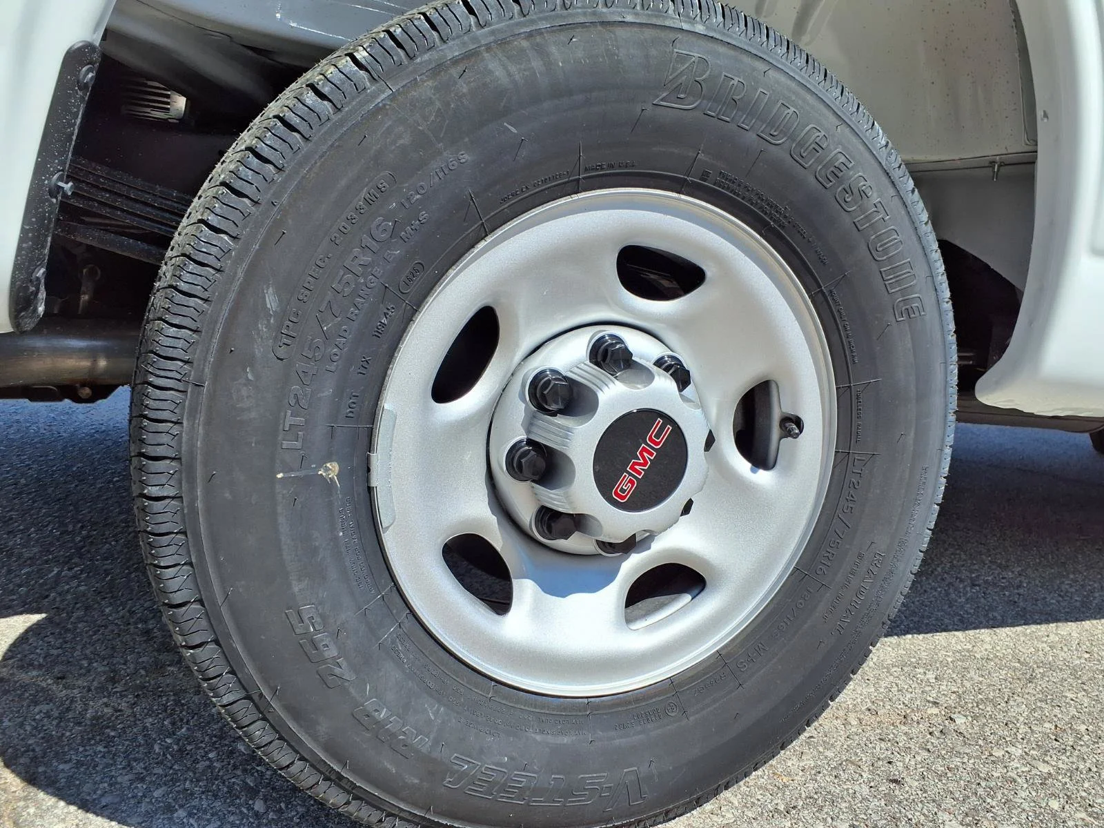 New 2026 Summit White GMC Work Van image 24