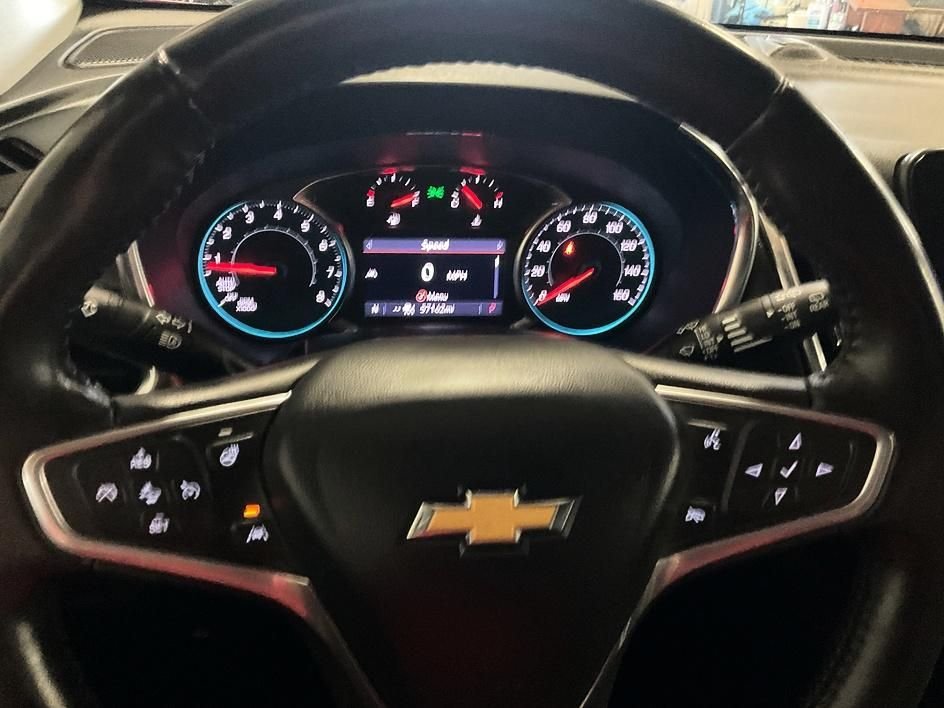 Used 2022 Red Chevrolet LT image 24