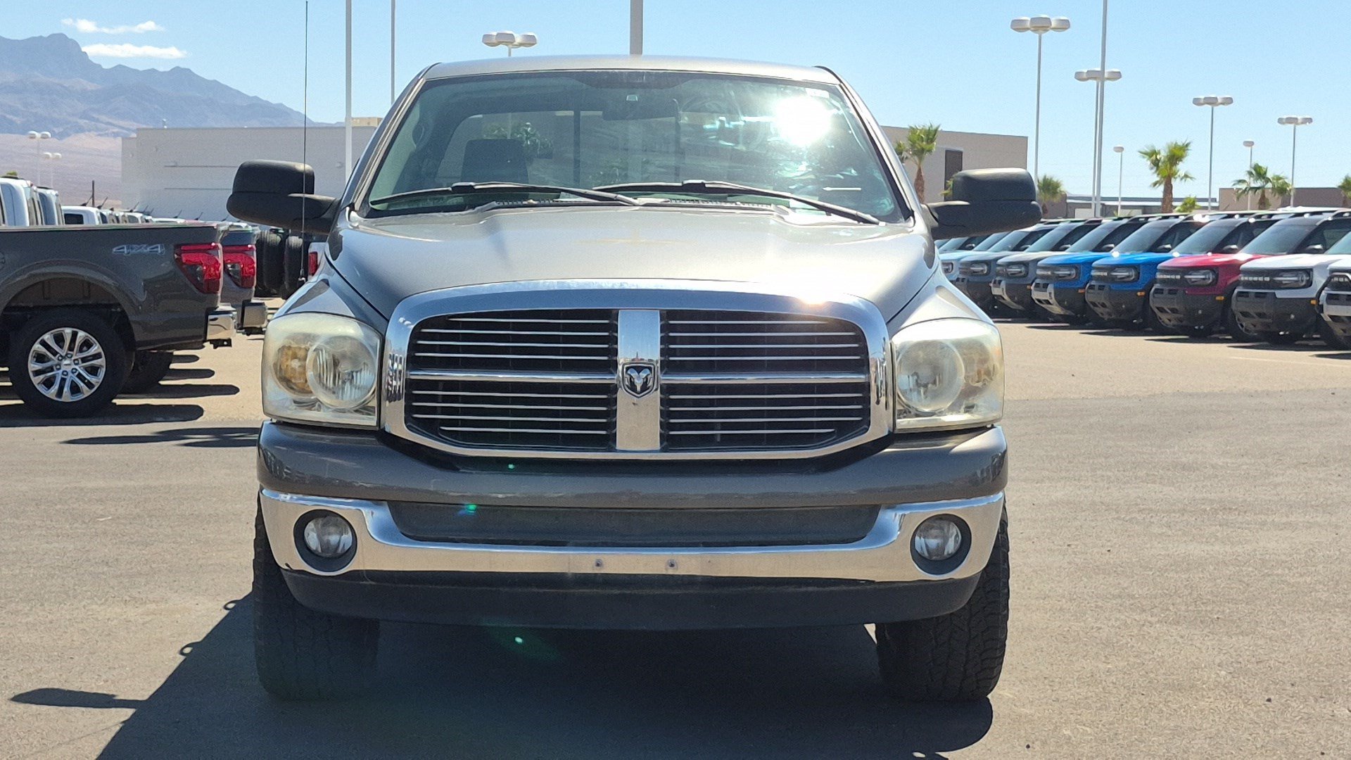 Used 2007 Mineral Gray Metallic Dodge SLT image 8