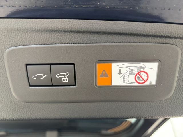 Used 2025  Lexus 550 Luxury+ image 26