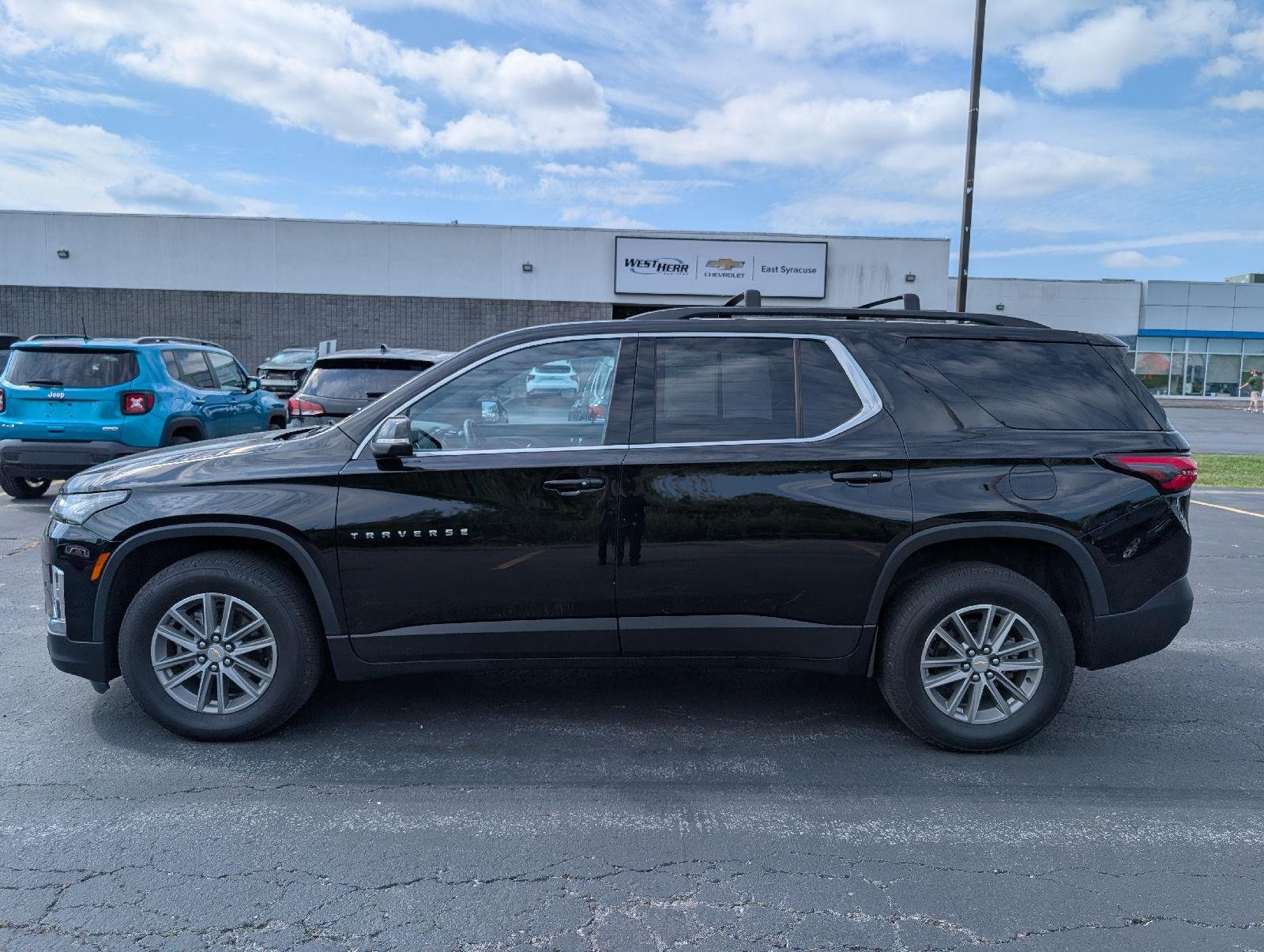 Used 2023 Mosaic Black Metallic Chevrolet LT Cloth image 5