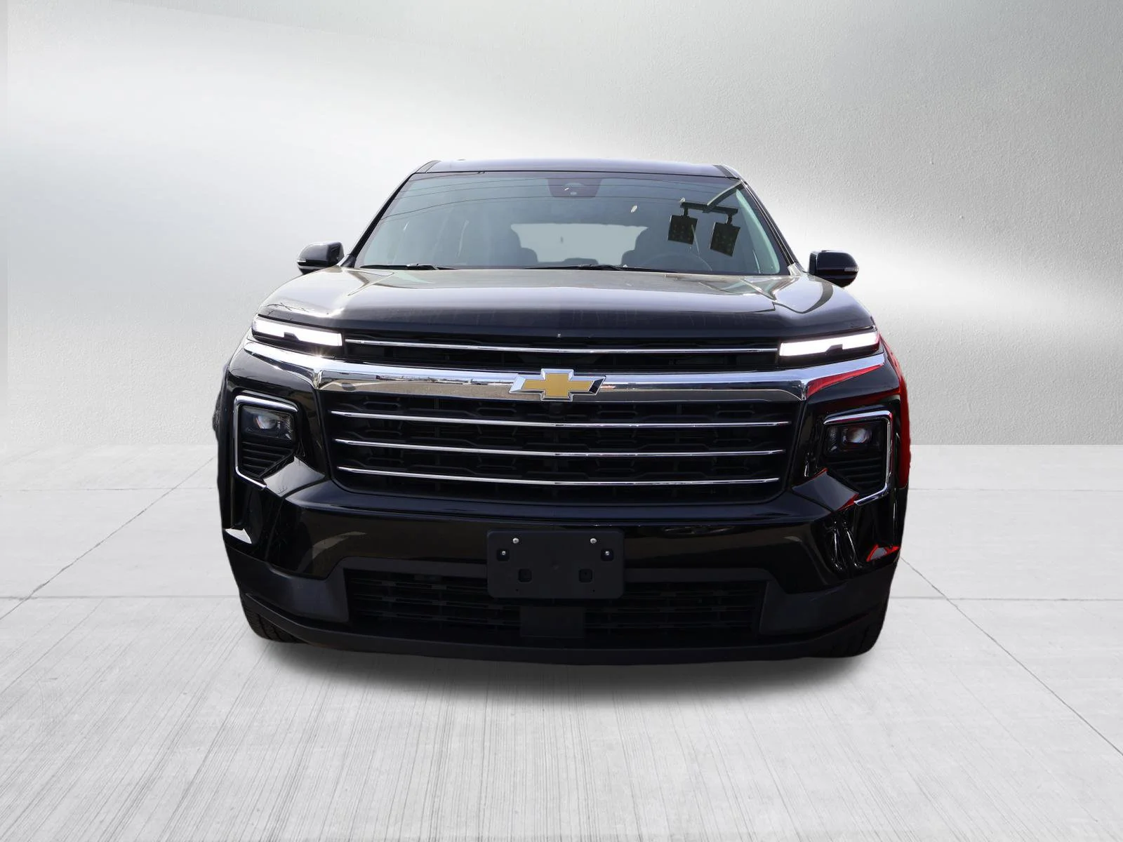 Used 2025 Chevrolet Traverse LT with VIN 1GNEVGRSXSJ147063 for sale in Kansas City