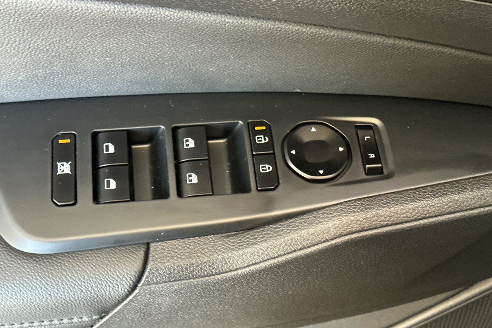 Used 2026 Black Kia EX image 12