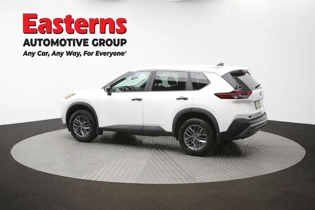 Used 2023 White Nissan S image 64