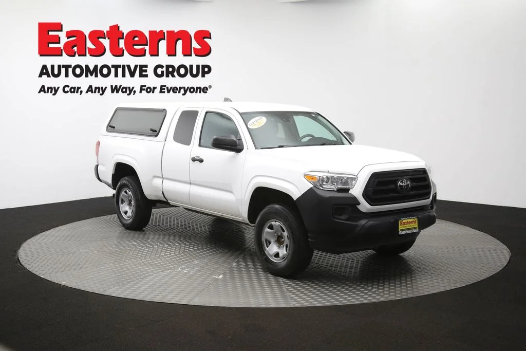 Used 2020 White Toyota SR image 46