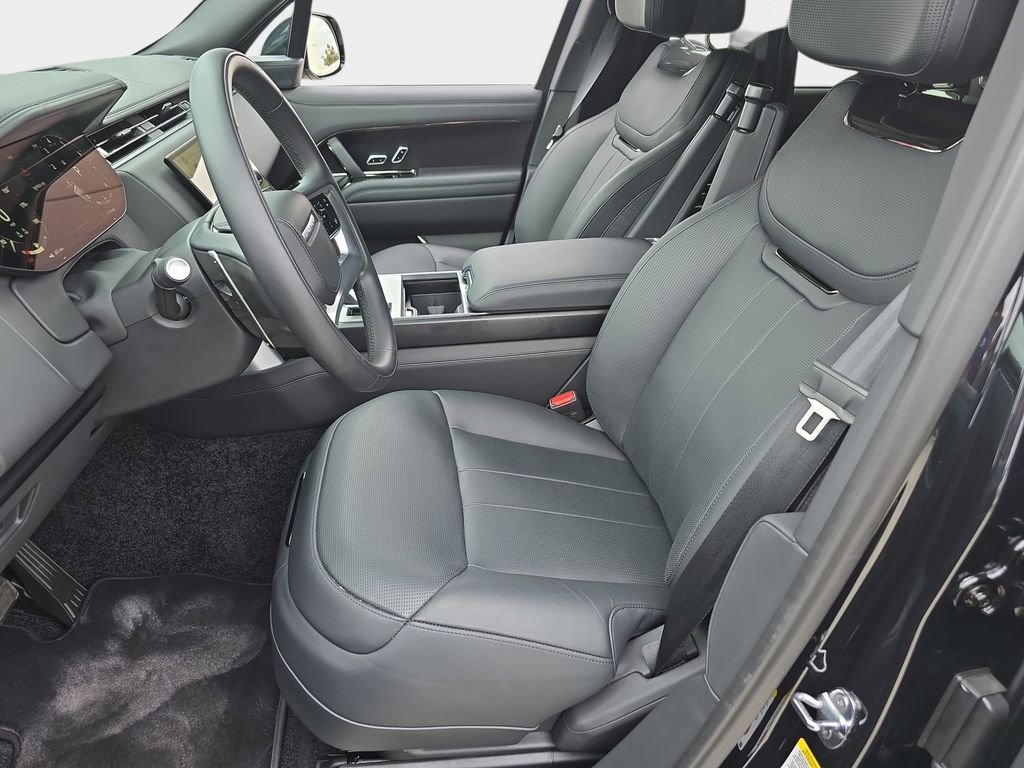 2025 Land Rover Range Rover SV - Photo 16