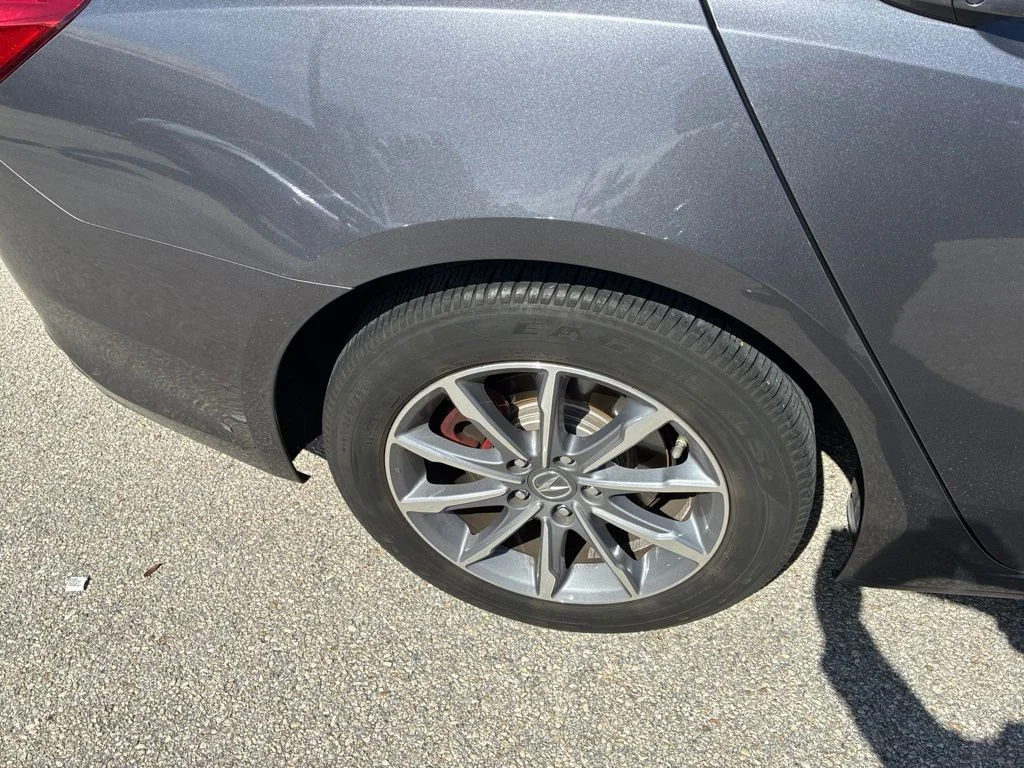 Used 2018  Acura 2.4L image 9