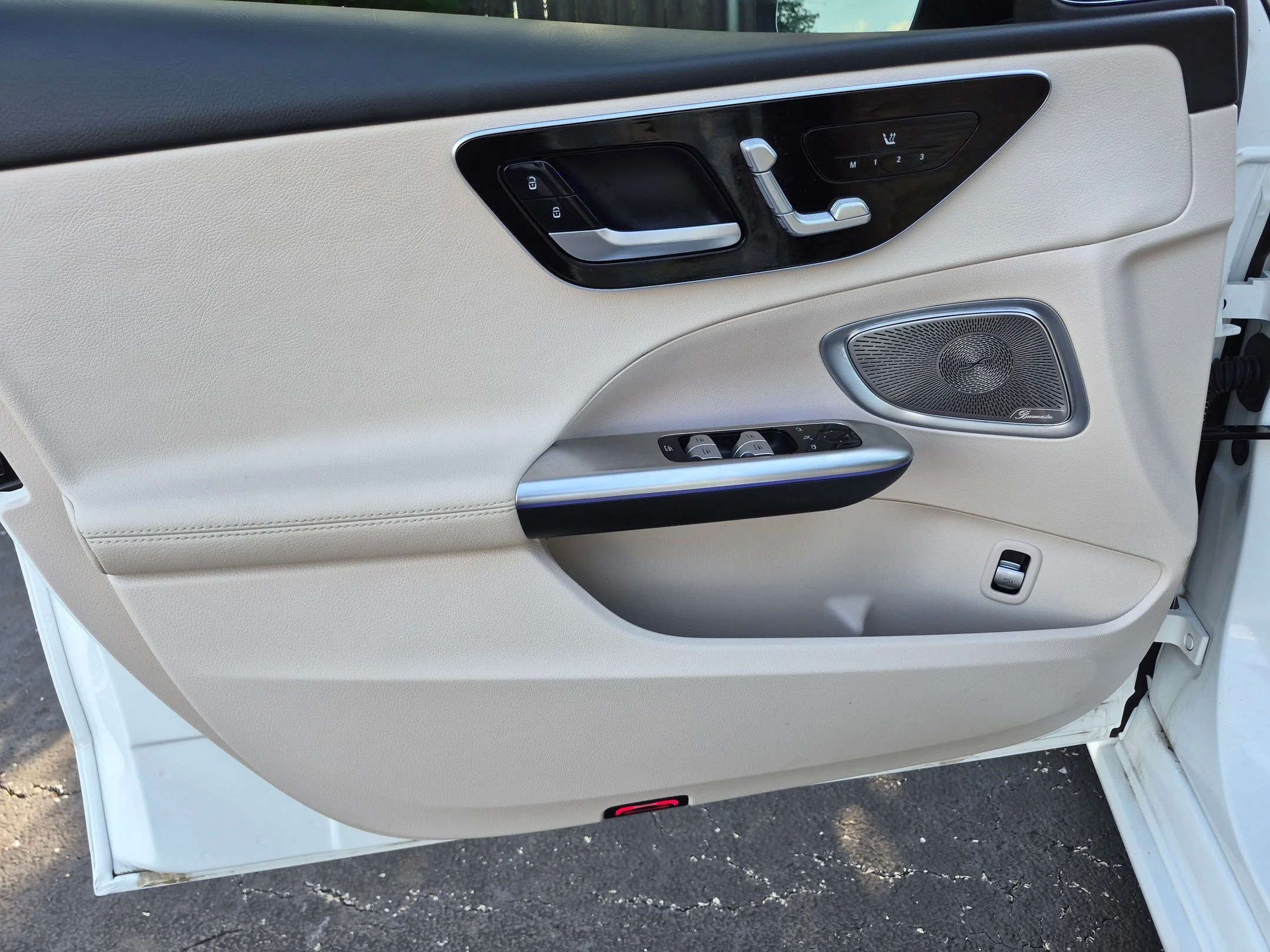 Used 2025 White Mercedes-Benz C 300 image 11