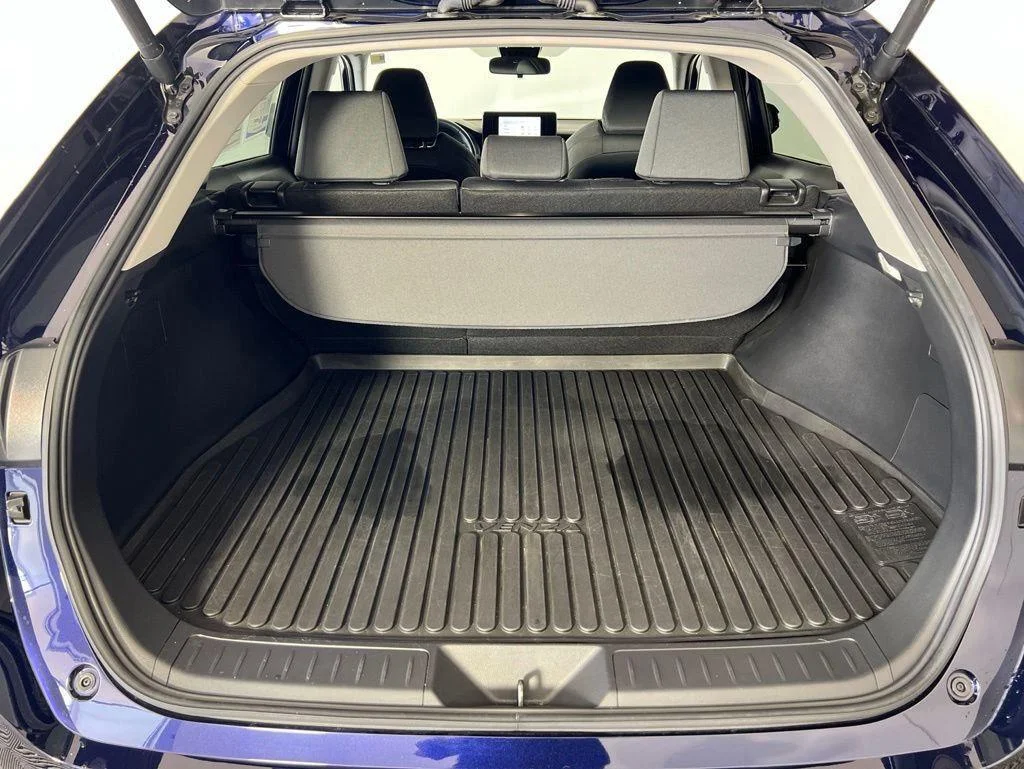 Used 2024 Blueprint Toyota LE image 22