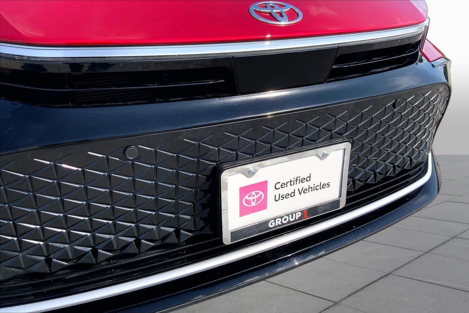 Used 2026 Finish Line Red Toyota Limited image 29