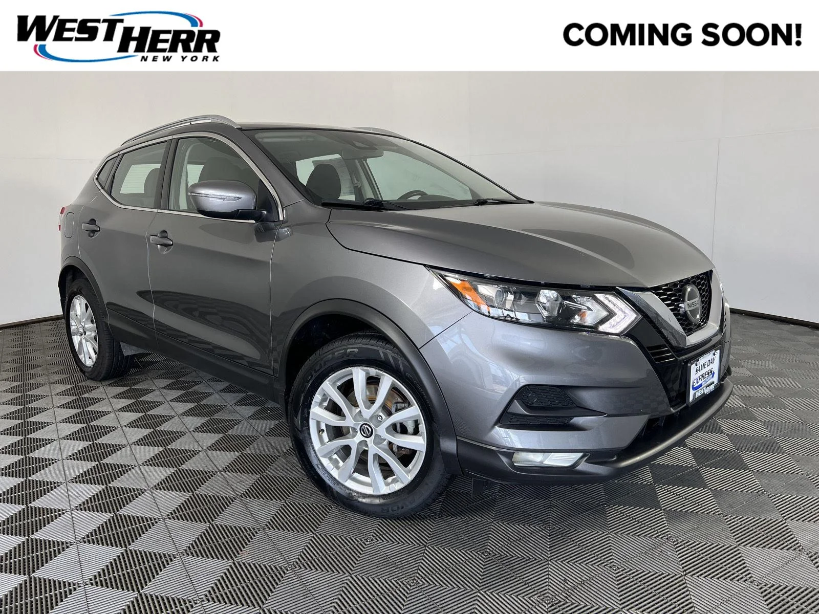 Used 2022 Gun Metallic Nissan SV image 1
