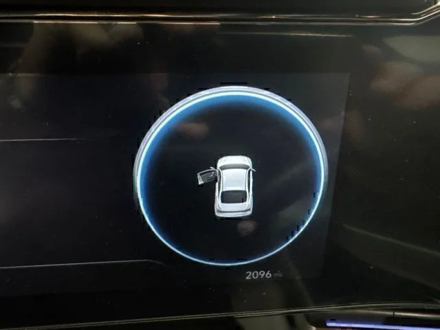 Used 2025 White Hyundai Limited image 14
