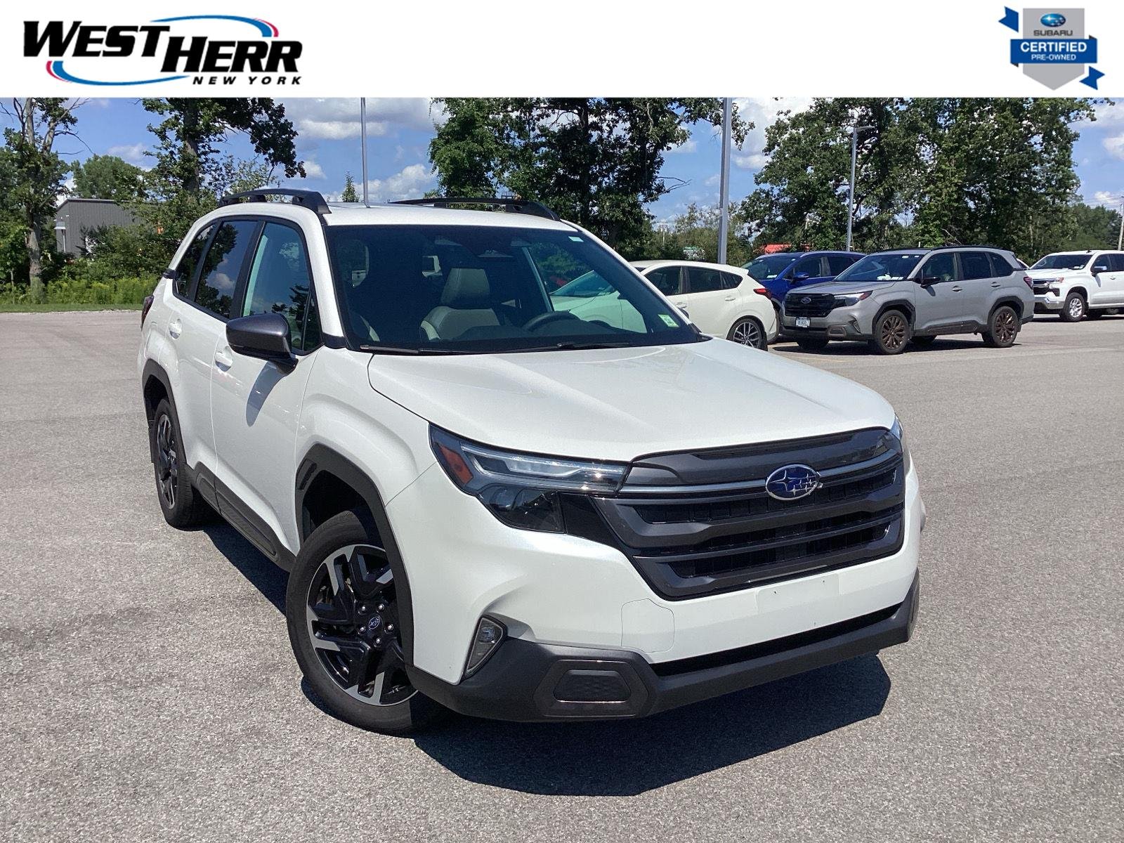 Used 2026 Crystal White Pearl Subaru Limited image 1