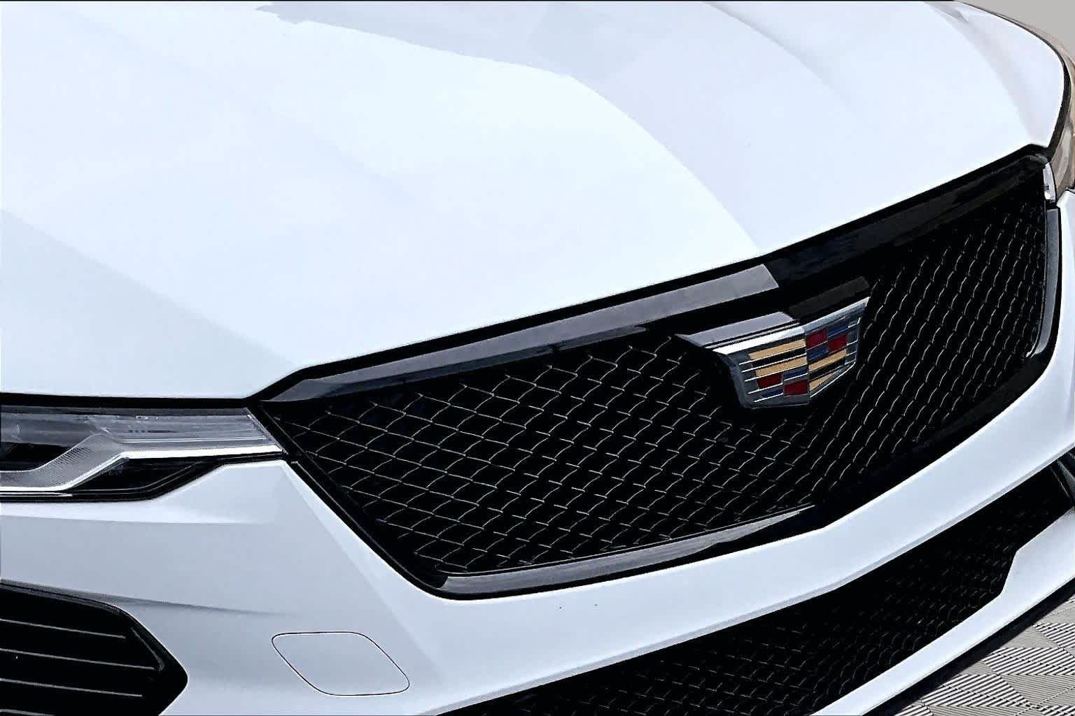 Used 2020 Summit White Cadillac V-Series image 30