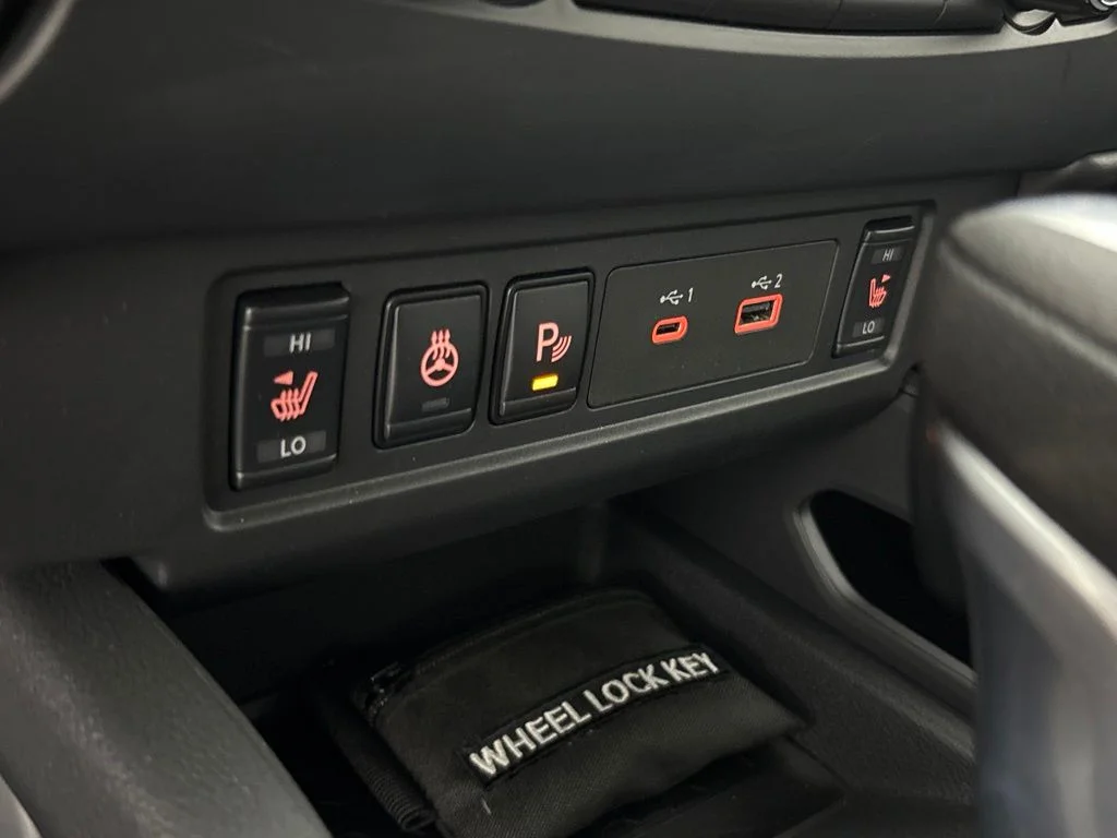 New 2026 Super Black Nissan Crew Cab SV image 38