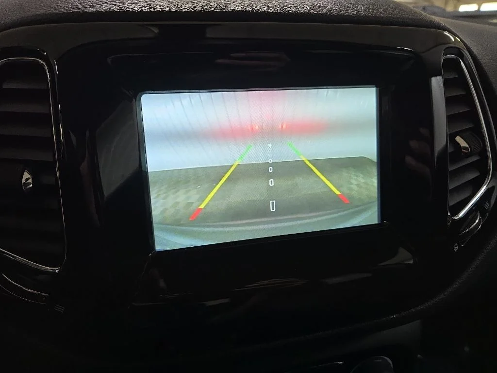 Used 2020 Gray Jeep Latitude image 24