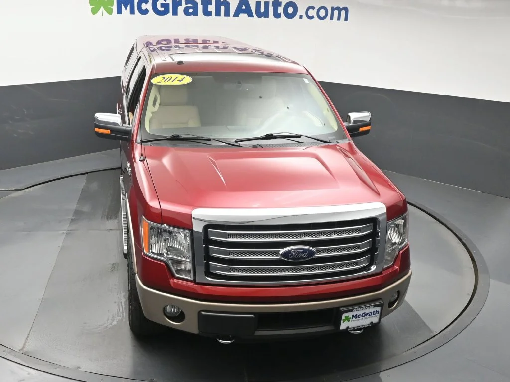 Used 2014  Ford Lariat image 29