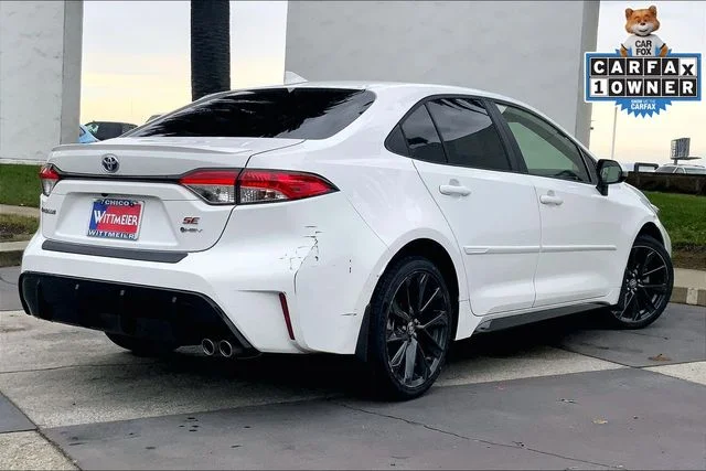 2025 Toyota Corolla SE - Photo 13