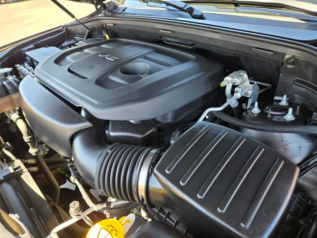 Used 2019 Gray Jeep Laredo E image 21