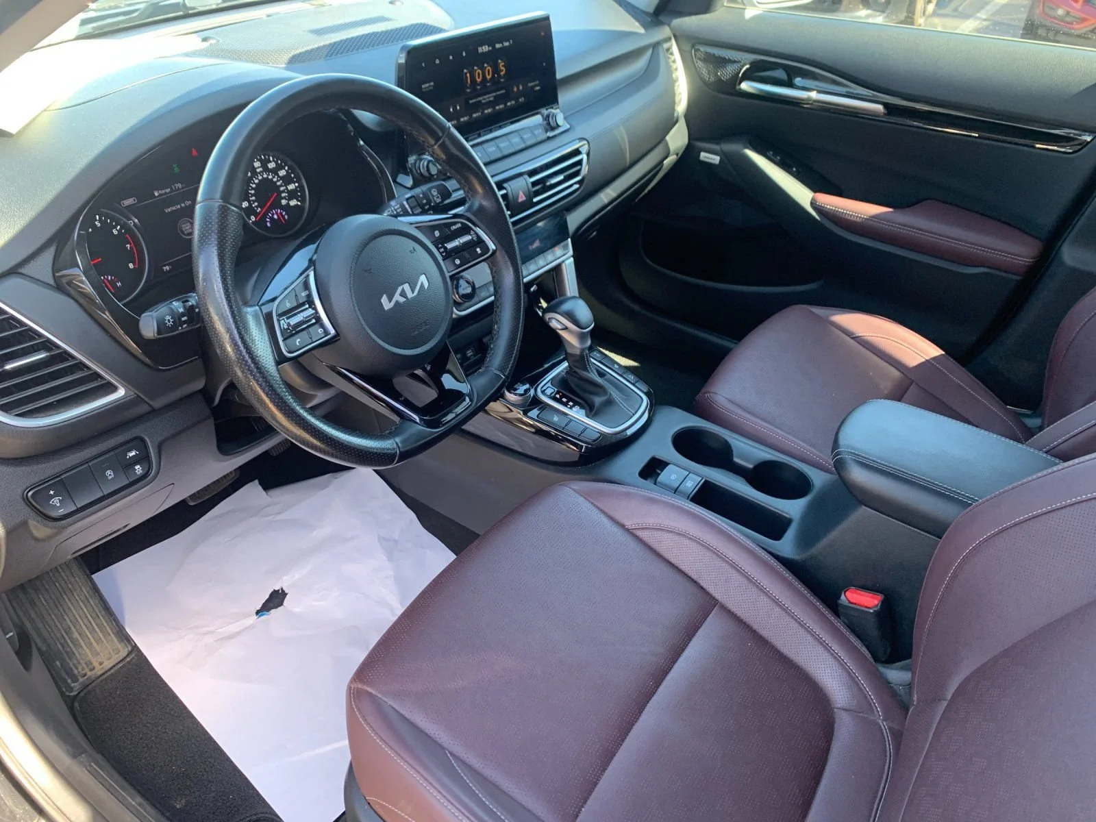 Used 2023 Black Kia SX Turbo image 10