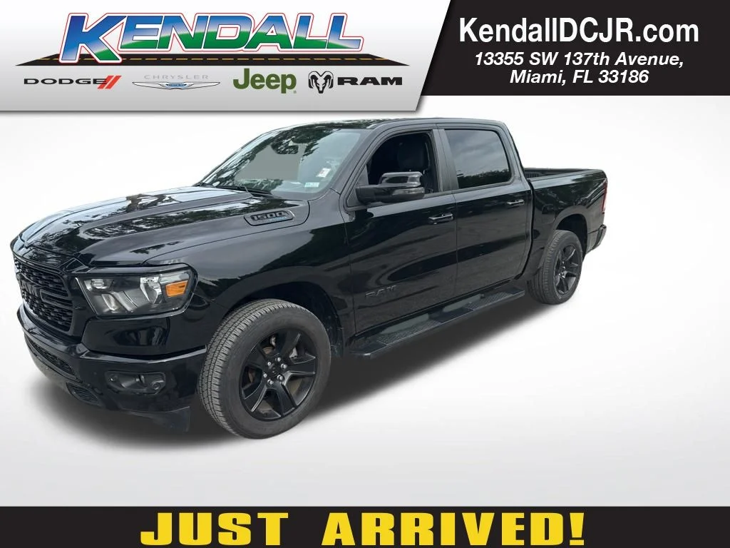 2023 RAM 1500 Big Horn/Lone Star 4x4 Crew Cab 5'7's photo