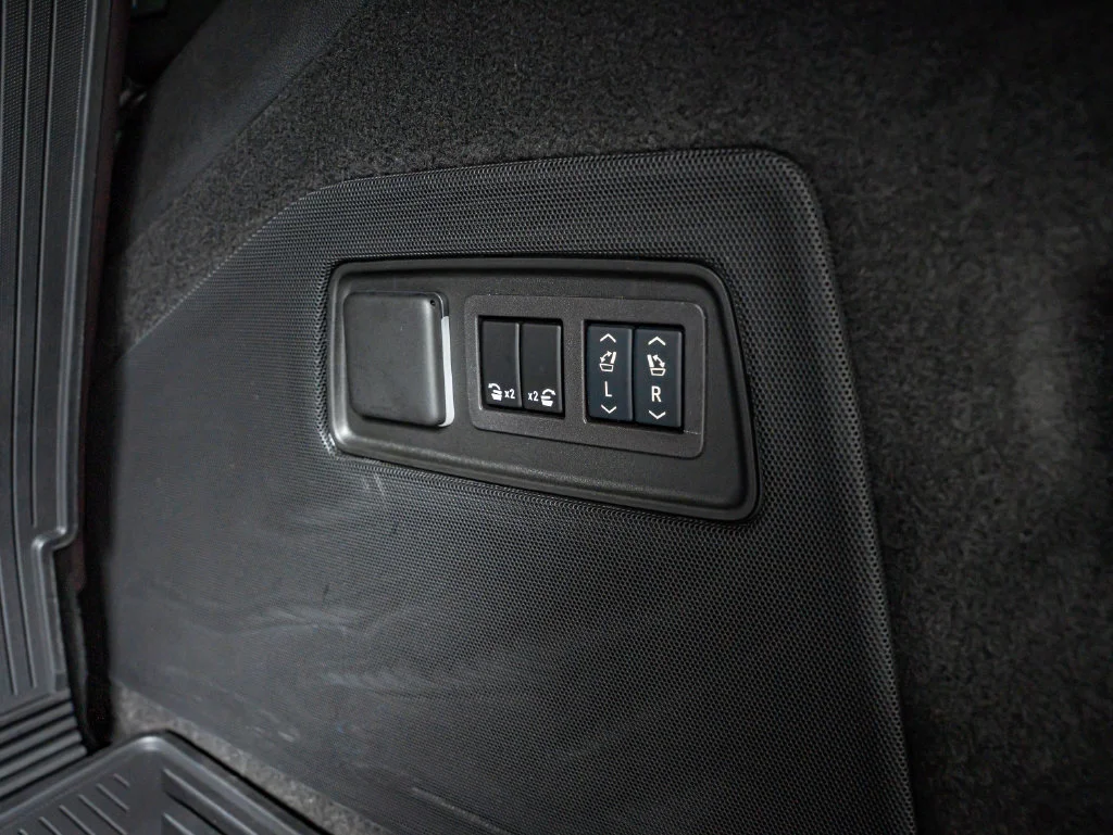 Used 2024 Black Raven Cadillac Sport Platinum image 47