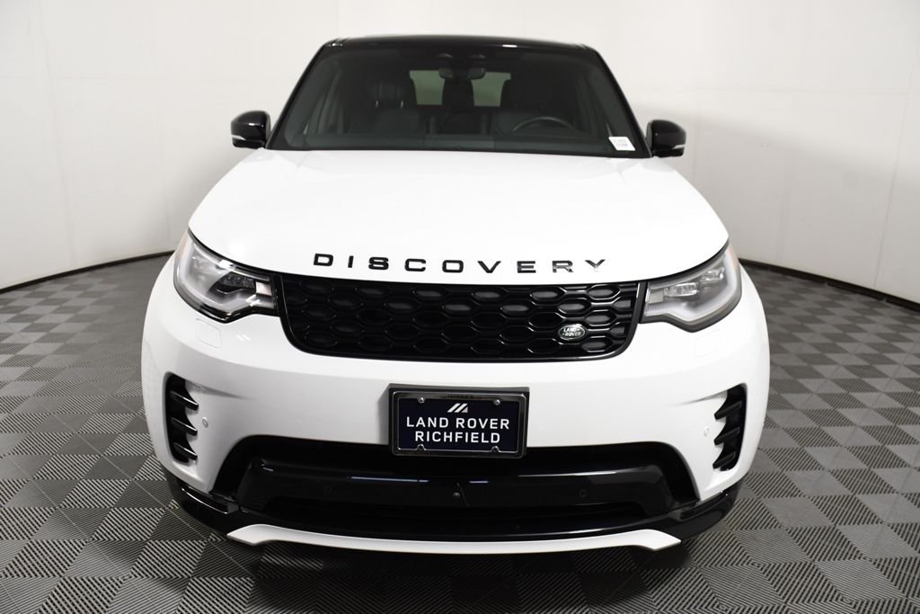 Certified Used 2025 Fuji White Land Rover Dynamic SE image 10