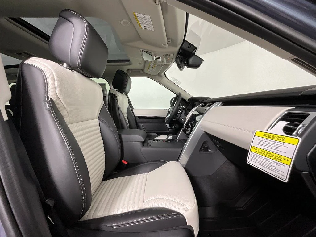 New 2026 Varesine Blue Land Rover S image 3