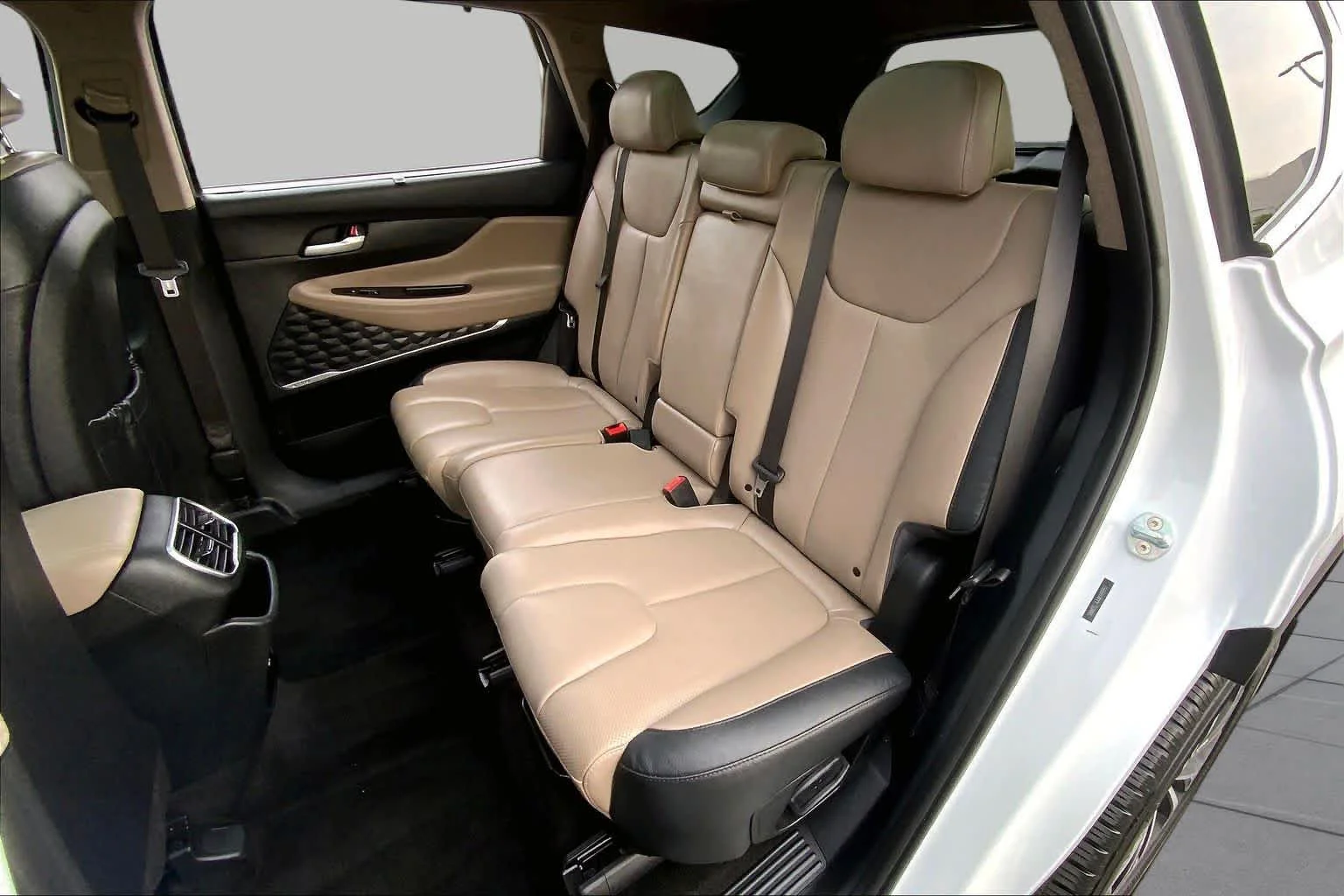 Used 2019 Quartz White Hyundai Ultimate image 21