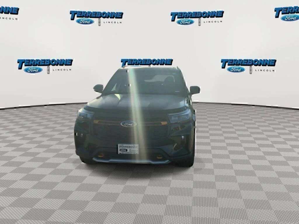 New 2026 Agate Black Metallic Ford Tremor® image 3