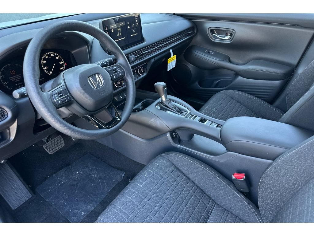 New 2027 Platinum White Pearl Honda LX image 34
