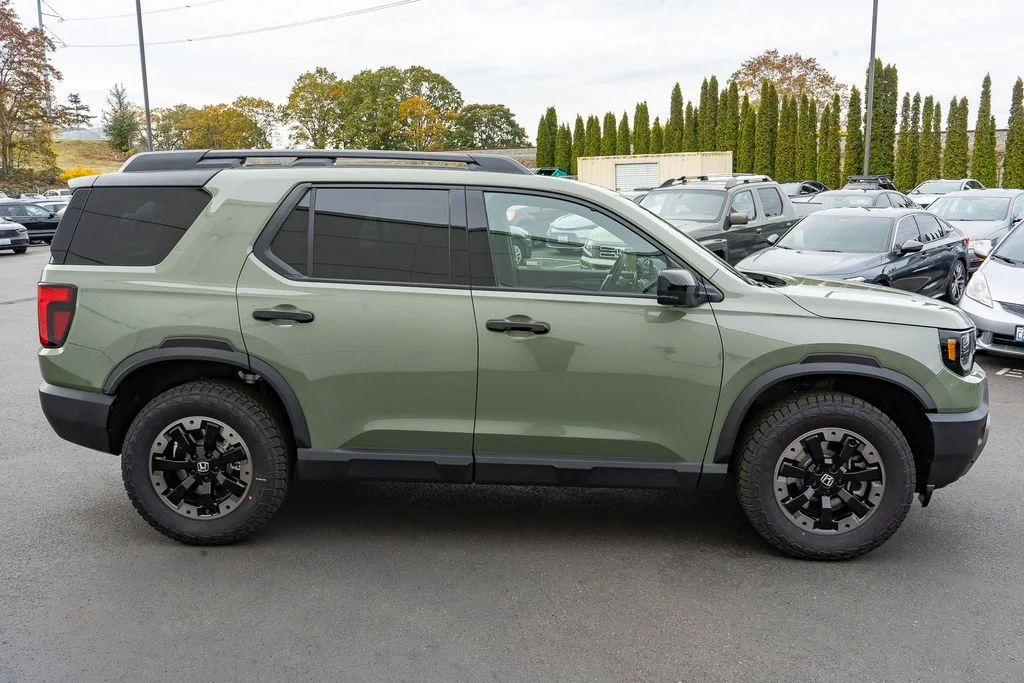 New 2026 Ash Green Metallic Honda TrailSport Elite Blackout image 5