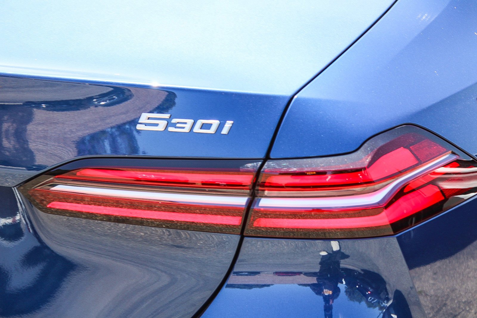 2026 BMW 5 Series 530i - Photo 7