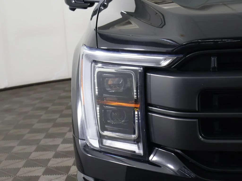 Used 2023 Agate Black Metallic Ford Lariat image 17
