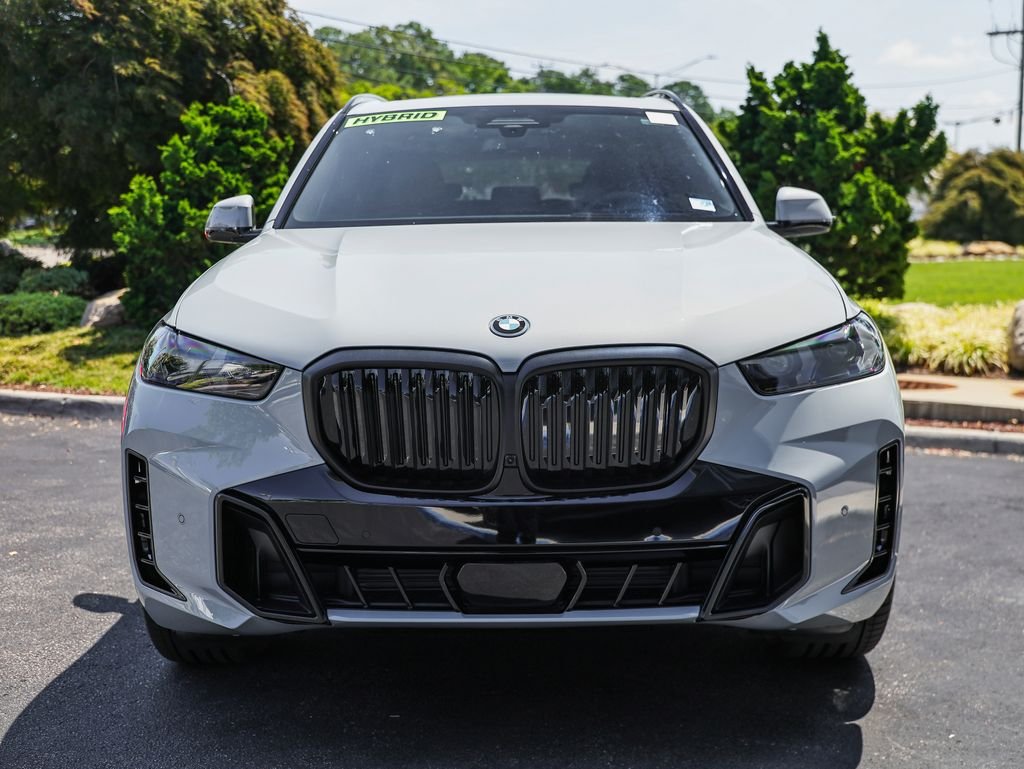 New 2026 Brooklyn Grey Metallic BMW xDrive50e image 13