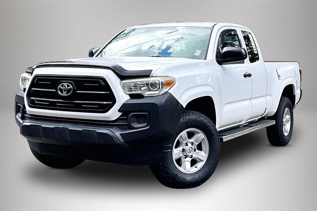 2017 Toyota Tacoma SR
