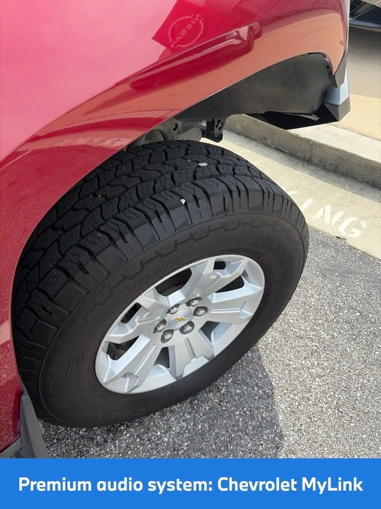 Used 2018 Red Chevrolet LT image 9