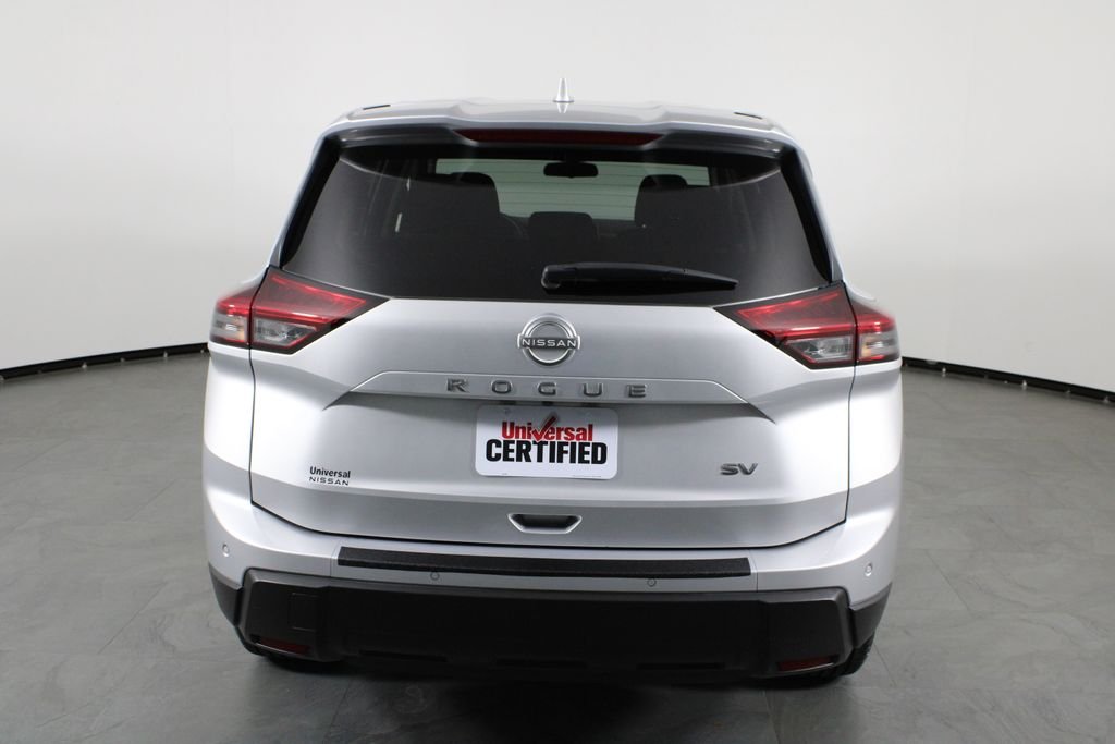 2024 Nissan Rogue SV - Photo 10