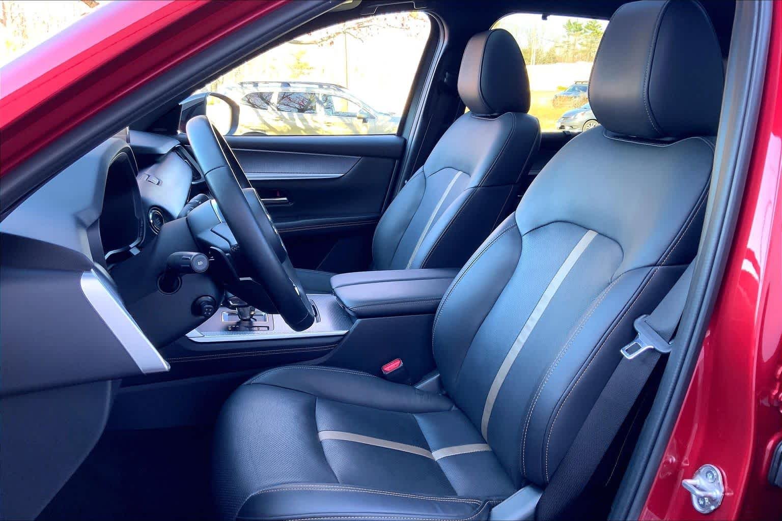 Certified Used 2025 Soul Red Crystal Metallic Mazda 3.3 Turbo S Premium Package image 9