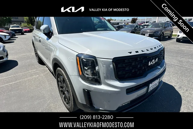 Pre-Owned 2022 Kia Telluride SX