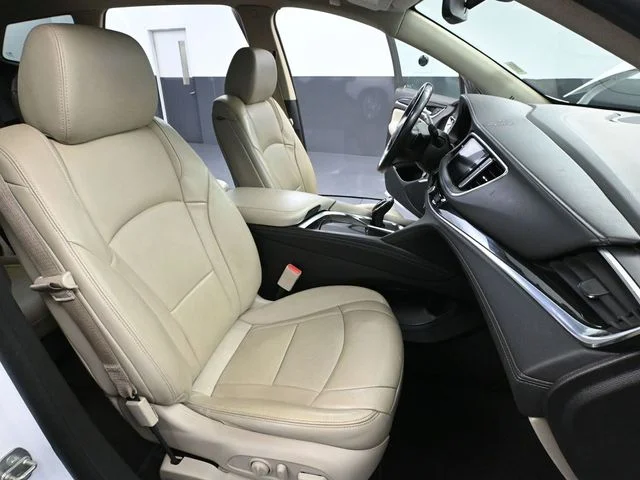 Used 2019 White Buick Essence image 49