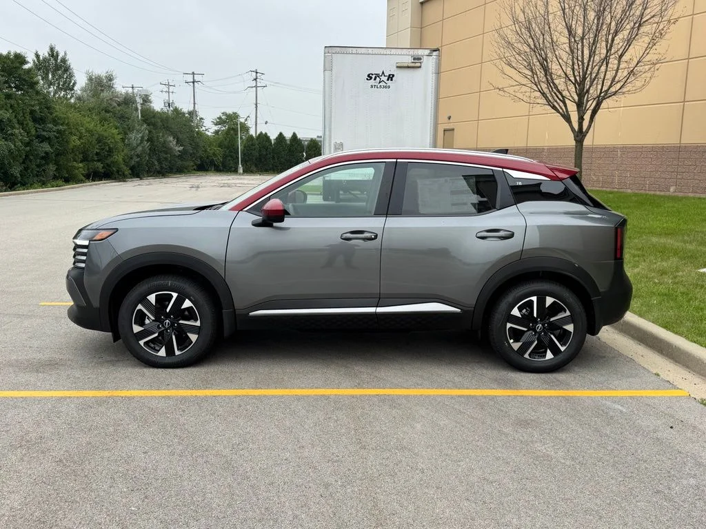 New 2026 Gun Metallic/Scarlet Ember Tintcoat Nissan SV image 7