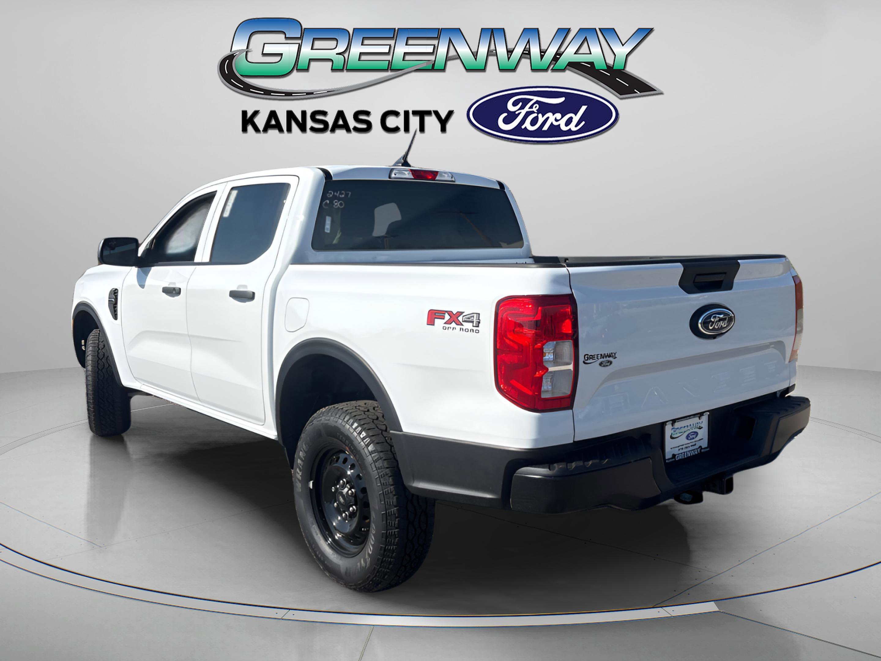 New 2026 Oxford White Ford XL image 5