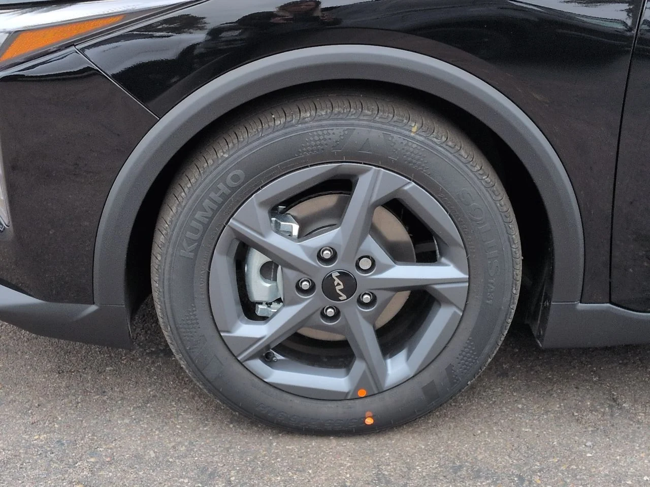 New 2026 Aurora Black Pearl Kia LXS image 34