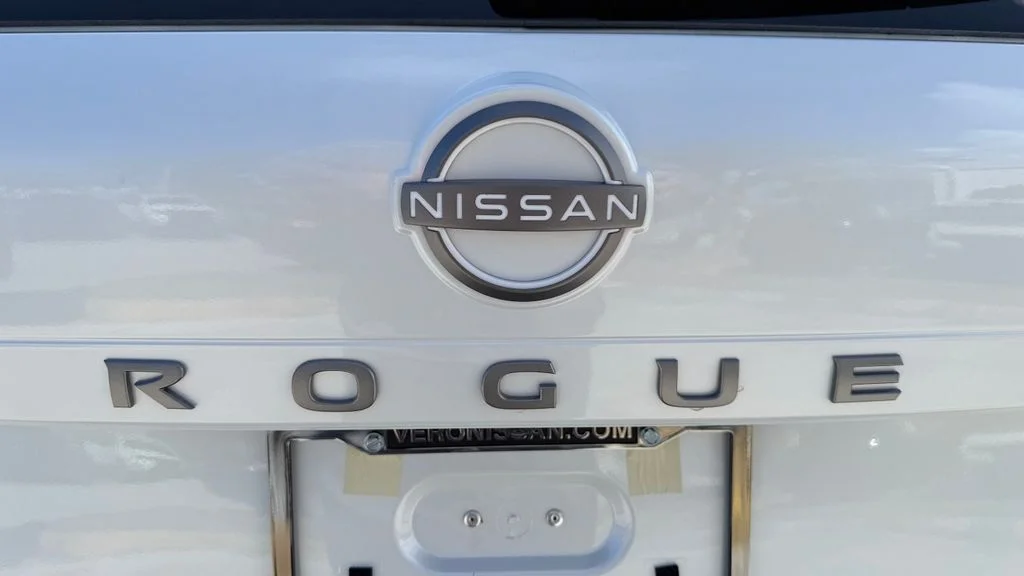 New 2026 White Nissan SV image 10