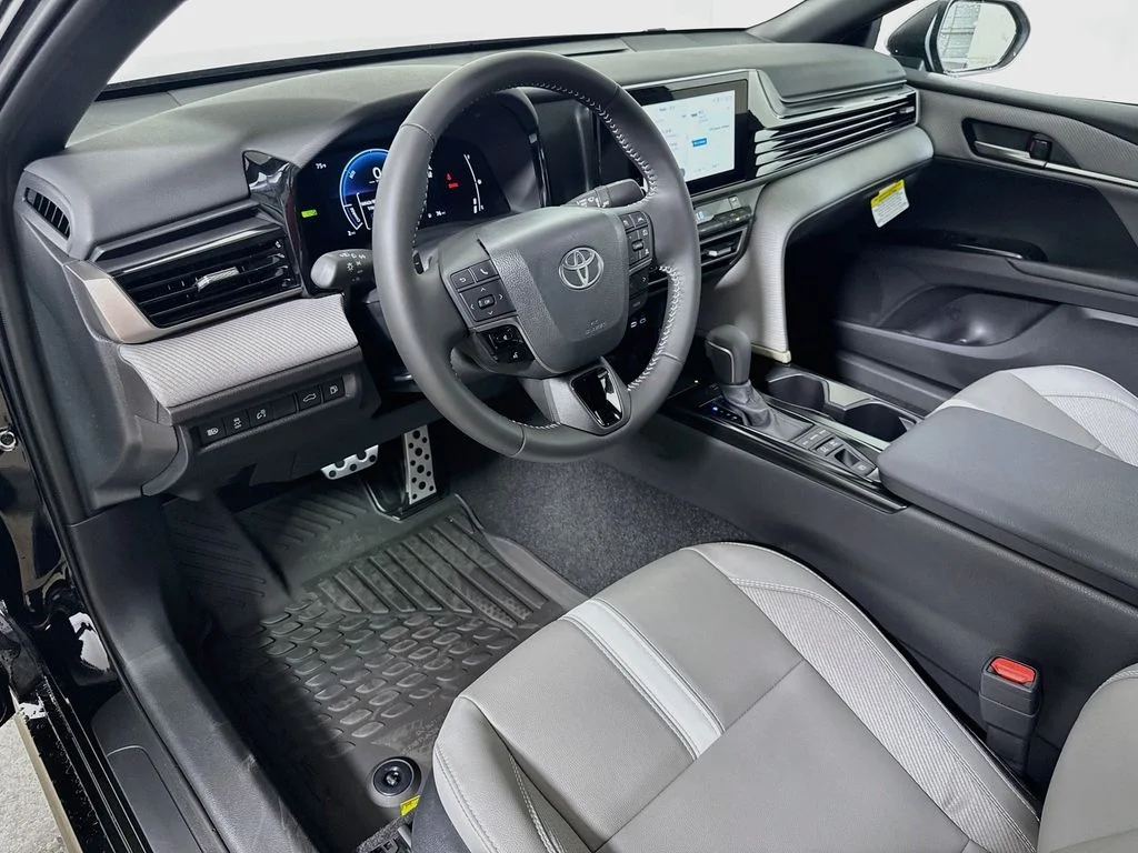 New 2026 Midnight Black Metallic Toyota SE image 9