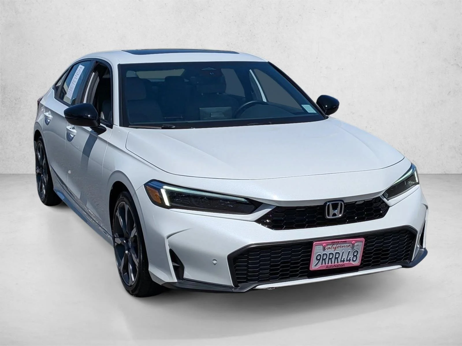 Used 2025 Platinum White Pearl Honda Sport Touring image 3
