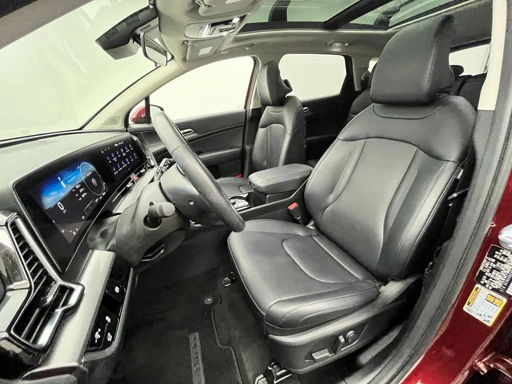 Used 2023 Red Kia SX image 22
